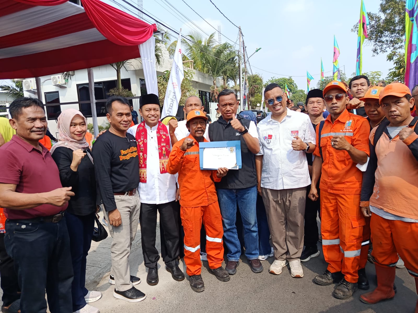 Festival Batu Penggilingan ke-4 di Cakung Jakarta Timur Meriah, Wali Kota Minta Lahan Barat Kali Buaran Ikut Ditata