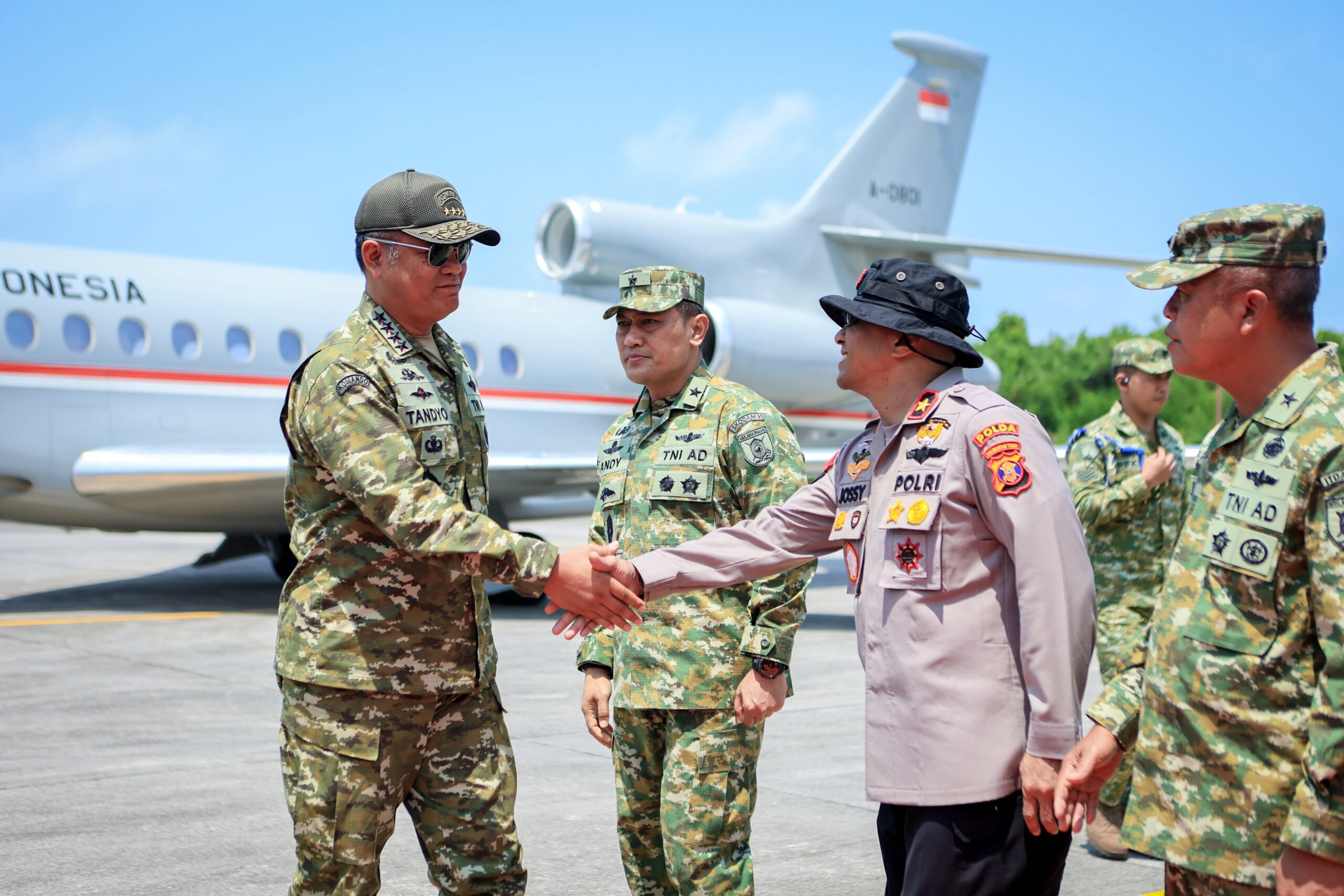 Wakil Panglima TNI dan Dankorps Brimob Turun ke Balikpapan, Awasi Langsung Ancaman Karhutla di Kawasan IKN
