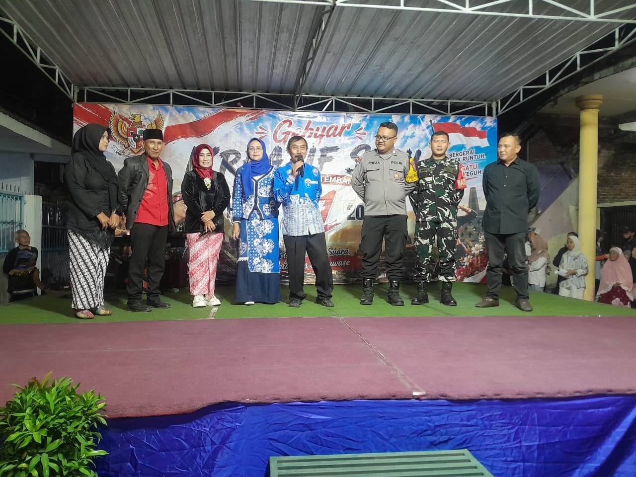 Babinsa Jatimulyo Lowokwaru Apresiasi Kekompakan Warga saat Gebyar HUT ke-81 RI di Kota Malang