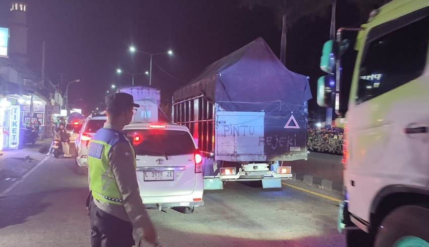 Dermaga MB II Pelabuhan Gilimanuk Ditutup, Antrean Kendaraan Keluar Bali Capai 1 Kilometer