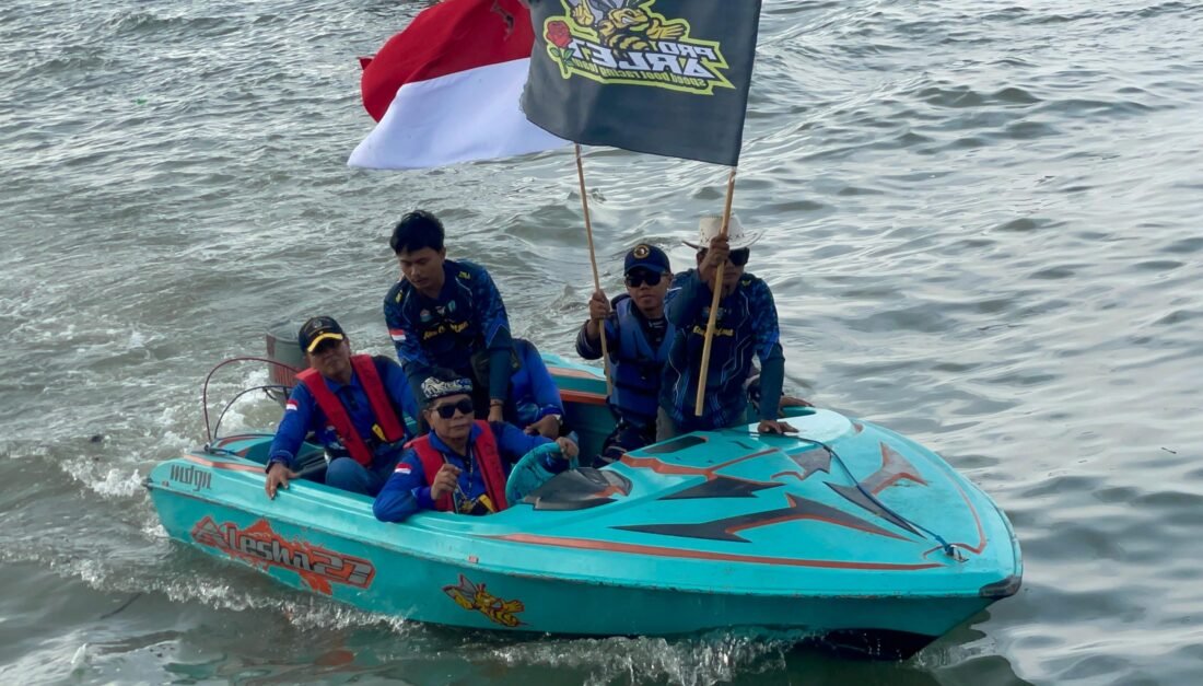 Gubernur Kaltara Zainal Arifin Pimpin Parade Safe Race Speedboat di Perairan Tarakan, Sebut Jadi Modal Sport Tourism