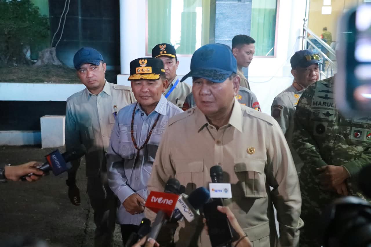 Presiden Prabowo Tinjau Langsung Penanganan Karhutla di Palangka Raya, Tambah Helikopter dan Sumur Bor untuk Perkuat Tim Darat