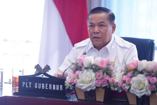 Kualitas Udara Pekanbaru Masuk Kategori Tidak Sehat, Plt Gubernur Riau Minta Warga Pakai Masker dan Kurangi Aktivitas di Luar Ruangan