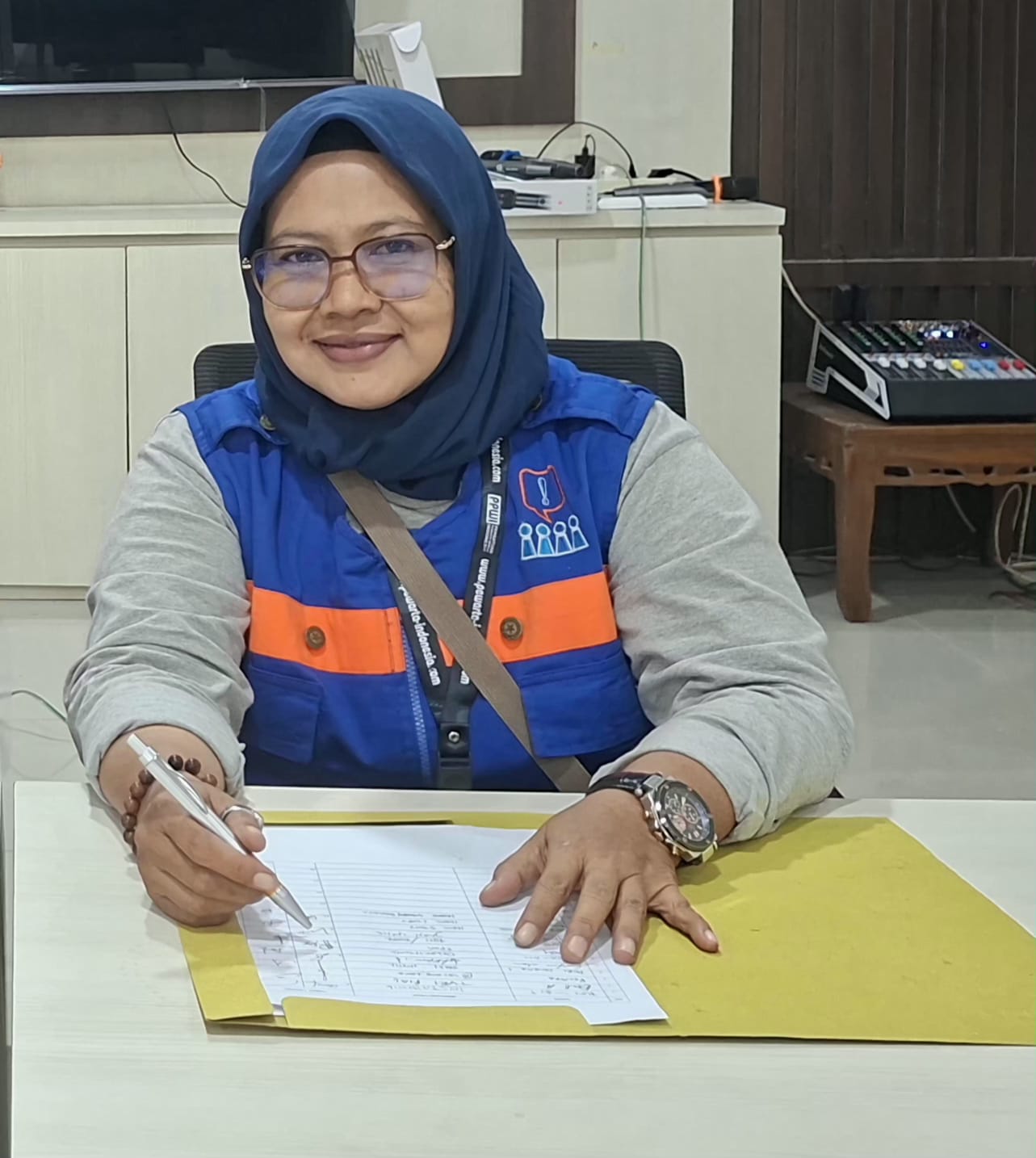 Harga Kelapa Petani Inhil Anjlok Saat Panen Raya, KPPU Diminta Bongkar Rantai Nilai dari Pancang hingga Ekspor