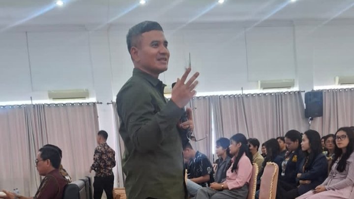 KPPU Beri Kuliah Umum di UHN Medan, Mahasiswa Tanya soal Ritel Modern Lawan Toko Tradisional