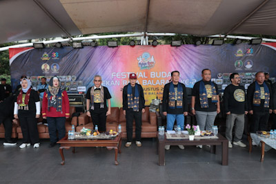 Bupati Tangerang Resmi Buka Pekan Raya Balaraja ke-2, Ribuan Warga Padati Alun-Alun untuk UMKM dan Budaya