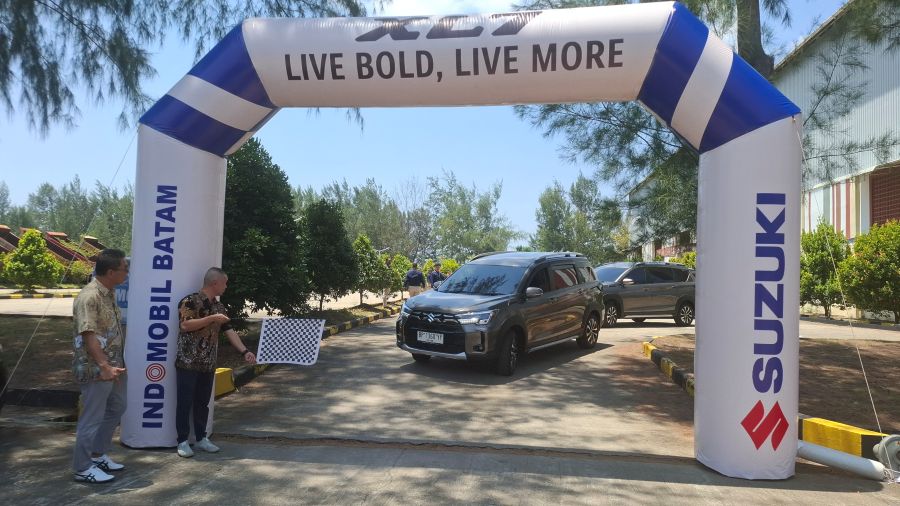 1.300 Unit Suzuki XL7 Terbaru Dipesan dalam 16 Hari, Penyerahan Perdana untuk Konsumen Digelar di Batam