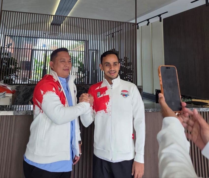 Ketum Perbati Ray Zulham Resmi Serahkan Mandat ke Zainuddin Lubis untuk Pimpin Perbati Sumut 2025–2029