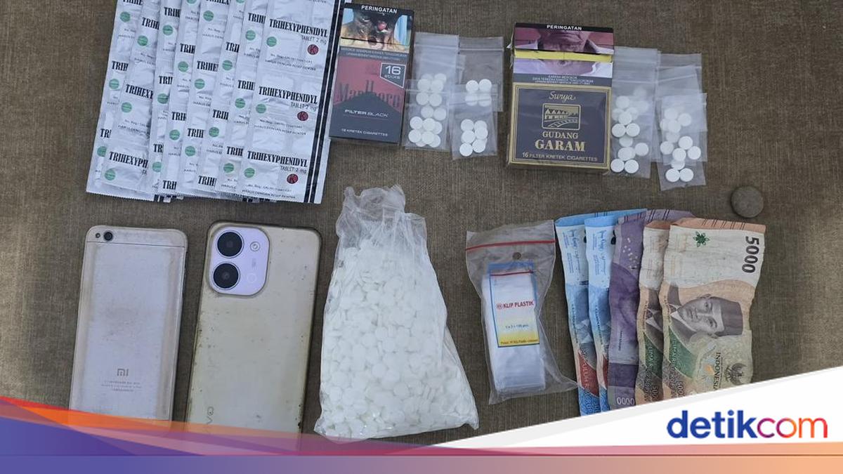 Polres Maros Ringkus Pengedar Obat Keras Ilegal, 1.163 Butir Pil Disita dari Jaket dan Rumah Pelaku