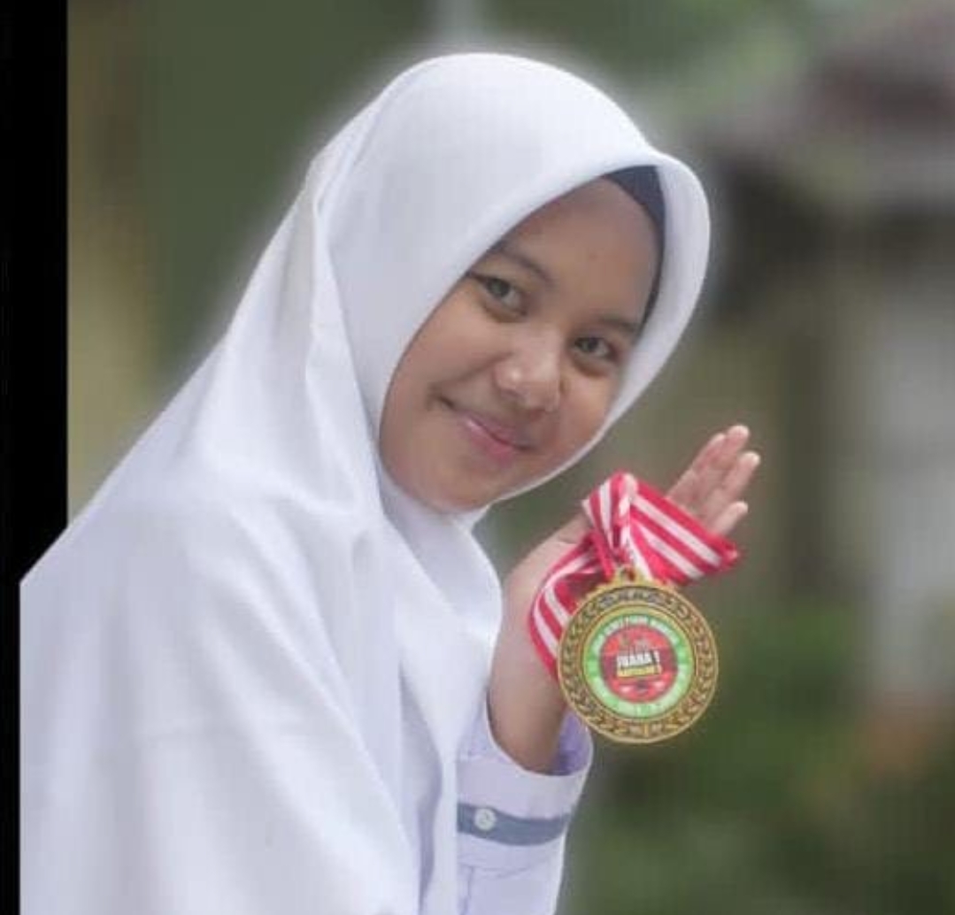 Santri Al Hikmah Bobos Cirebon Zahra Kayla Putri Juara 1 Panahan Jabar Series 2, Hafal 6 Juz Al-Qur'an