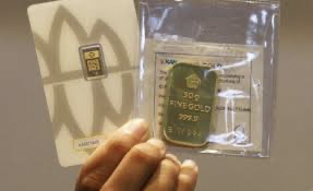 Harga Emas Antam Stagnan di Rp2,74 Juta per Gram, Buyback Ikut Datar