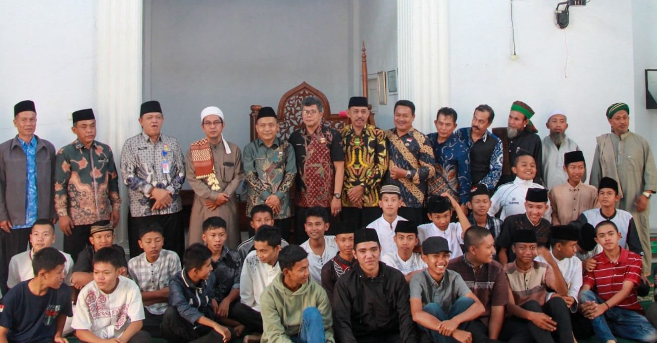 4 Hari di Masjid, 31 Pelajar SMKN 1 Rejang Lebong Jalani Retret Merah Putih untuk Bentengi Diri dari Geng Motor dan Judi Online