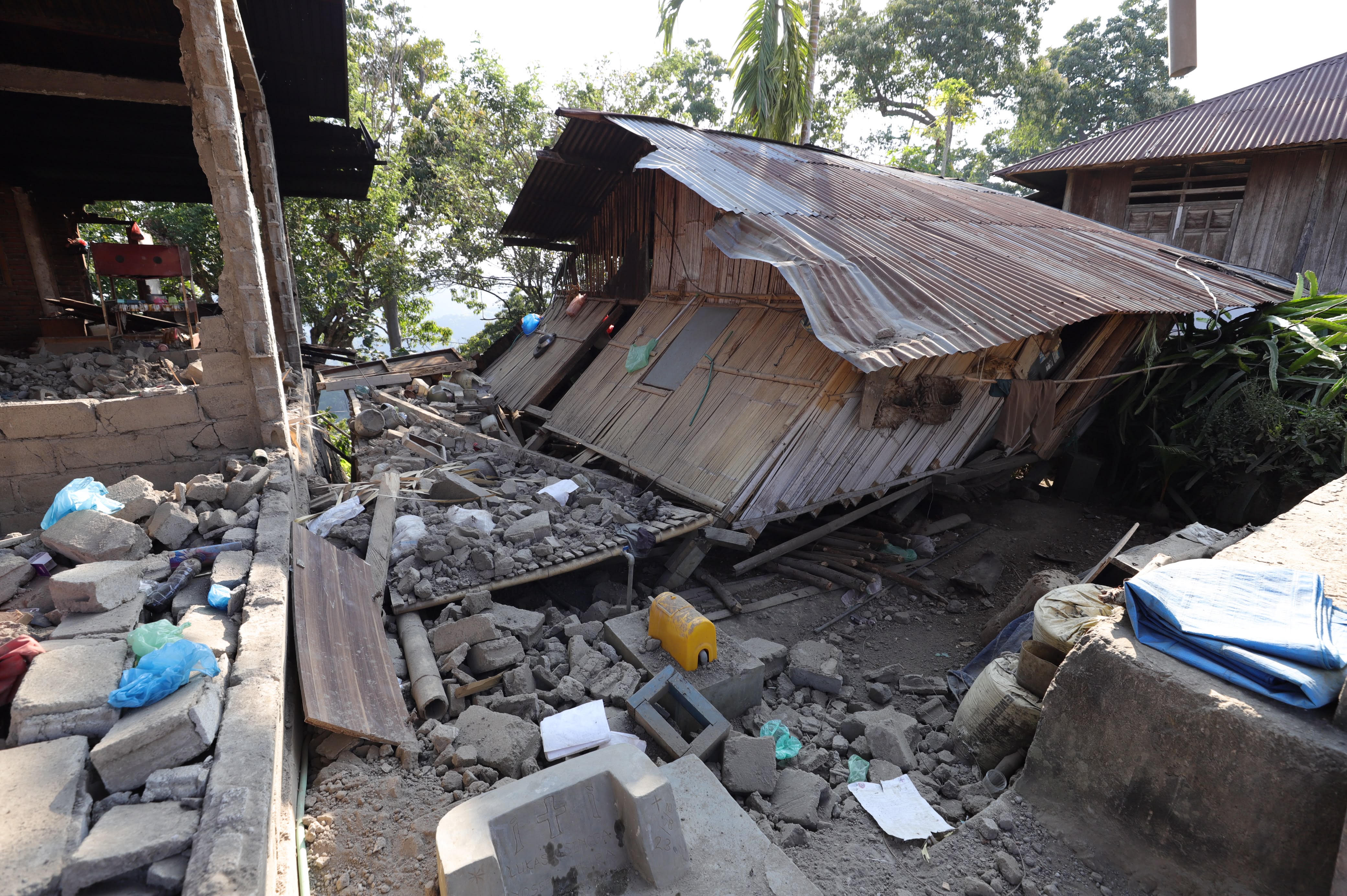 53.971 Rumah Rusak Akibat Gempa M7,7 di NTT: 19.006 Unit Berat, BNPB Sebar Tim Verifikasi ke 7 Kabupaten