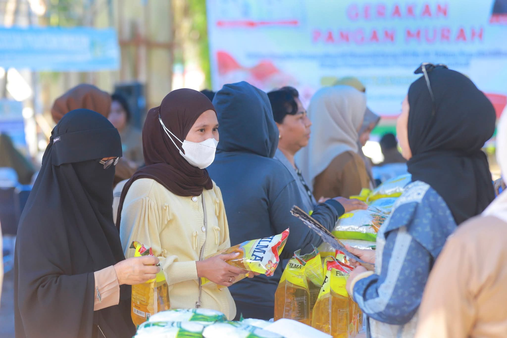 Harga Beras Premium di Sultra Turun Jadi Rp 155.000 per 10 Kg, Pemprov Kendari Gelar Pasar Murah di 218 Titik hingga Kepulauan