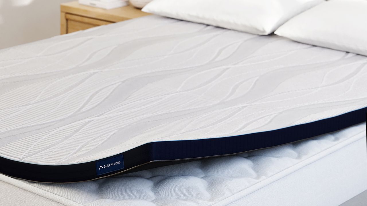 Review DreamCloud Softer Topper: Kasur Keras Jadi Empuk, Tapi Bukan Keajaiban
