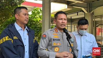 Polda Metro Jaya Bantah Tangkap Aktivis Pati di Depan Gedung DPR, Ini Kronologinya