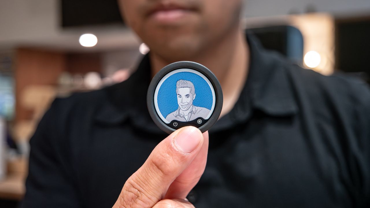 Review Insta360 Mic Pro: Layar E-ink yang Bisa Dikustomisasi, Senjata Baru Kreator untuk Kesan Profesional di Depan Klien