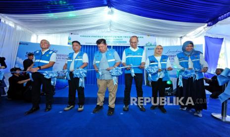 PLN Resmikan GEET Pulau Rengit, Pasokan Listrik Hijau Belitung Bertambah