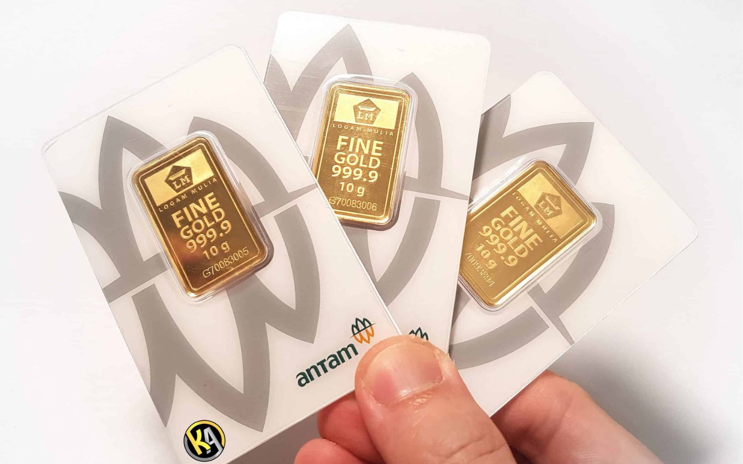 Harga Emas Antam Stagnan di Rp2.740.000 per Gram, Kenaikan Sabtu Belum Berlanjut