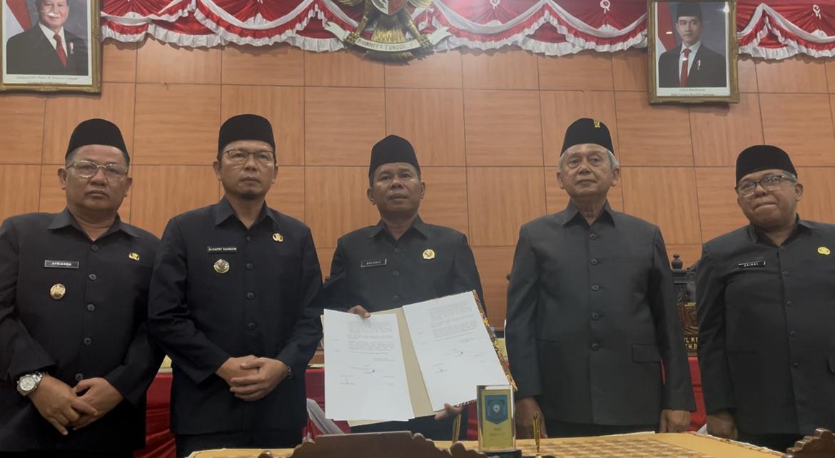 DPRD Bangka Tengah Sahkan Tiga Raperda Pilkades Serentak, 20 Desa Siap Gelar Pemilihan Januari 2027