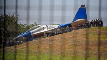 Pesawat Sukhoi Tergelincir di Lanud Sultan Hasanuddin, Video Viral di Media Sosial