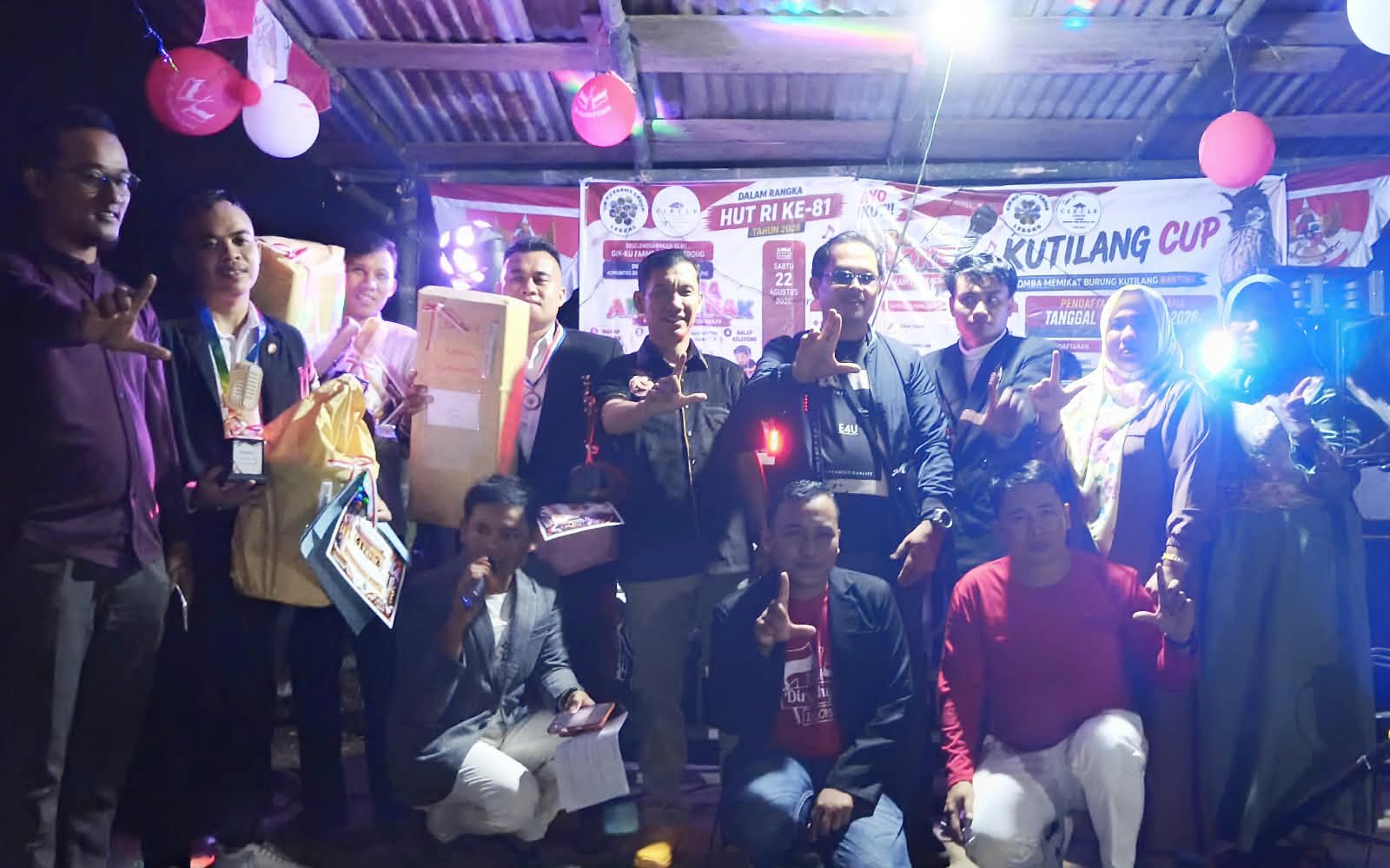 Komunitas Petani Lebong Sukses Gelar Lomba 17an di Desa Daneu, Wabup Bambang Hadir di Malam Puncak