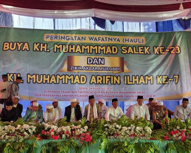 Wagub Jambi dan Bupati Sarolangun Hadiri Haul ke-28 Buya Salek di Ponpes Al-Mubaraq, Ribuan Jamaah Padati Desa Penegah
