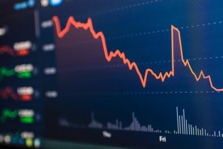 IHSG Terkoreksi ke 6.501, PICO dan ELIT Pimpin Top Gainer Senin 24 Agustus 2026