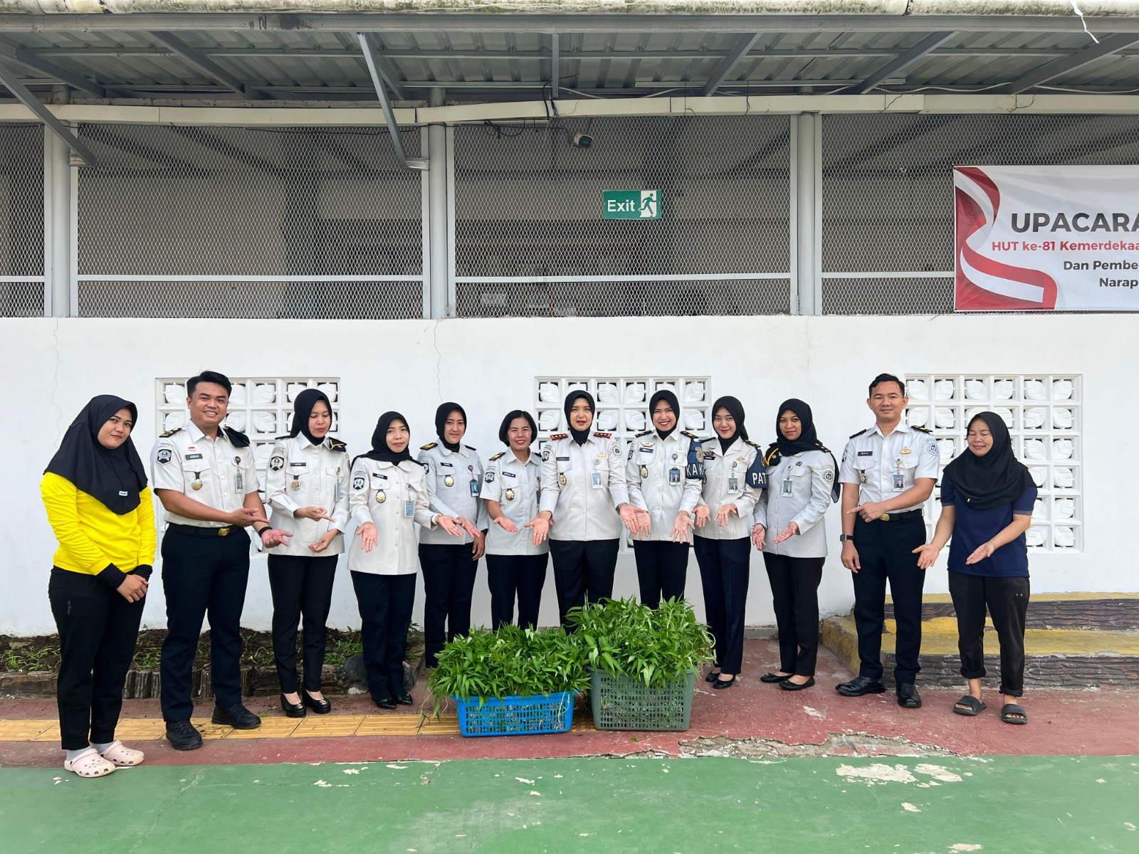 Lapas Perempuan Bengkulu Panen Kangkung dari Lahan Terbatas, Warga Binaan Bekali Diri dengan Keterampilan Bercocok Tanam