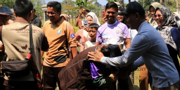 Kwarcab 0706 Kaur Beri Penghargaan untuk 43 Anggota Pramuka Usai Ikuti Jamnas XII di Cibubur