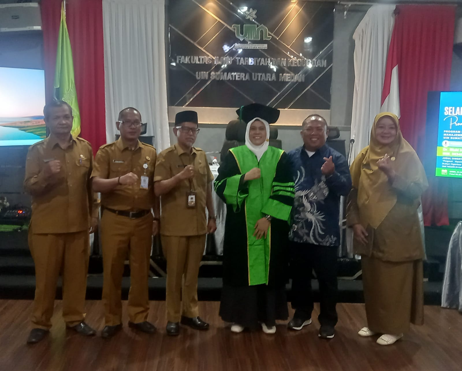 Kepala SMKN 2 Tebing Tinggi Dr Rizki Hasanah Raih Doktor UINSU, Angkat Riset Kinerja 245 Guru SMK