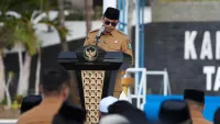 Bupati Tanah Bumbu Andi Rudi Latif Tersedu saat Pimpin Doa Salat Istisqa di Tengah Kemarau Panjang Kalsel