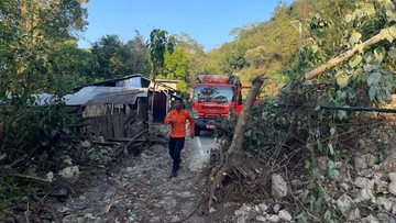 Kementerian PU Perbaiki 34 Titik Longsor dan 9 Jembatan Pascagempa NTT