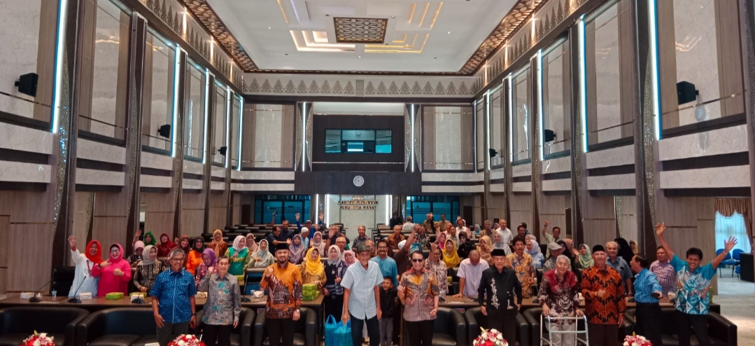 Pensiunan Pemprov Sumbar Kumpul Kembali di Aula Gubernur Setelah 3 Tahun Vakum, Fachri Ahmad: Kita Sedang Mengantre Ajal