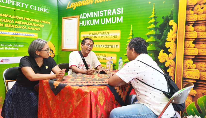 Kanwil Kemenkum Bali Buka Booth Konsultasi Kekayaan Intelektual di Buleleng Festival 2026, Angkat Indikasi Geografis Batu Pulaki