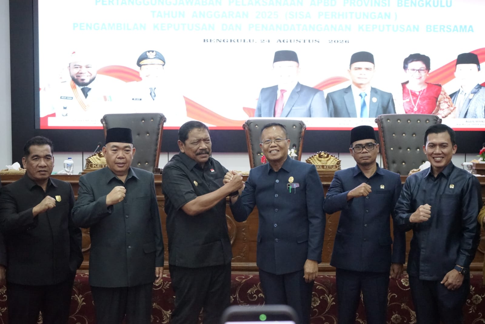 7 Fraksi DPRD Bengkulu Setujui Pertanggungjawaban APBD 2025, Satu Fraksi Tolak dan Sampaikan