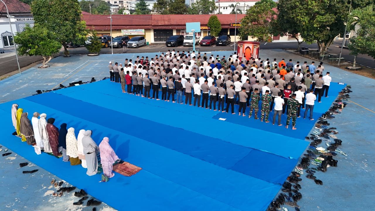 Polres Musi Rawas Gelar Salat Istisqa Minta Hujan Cegah Karhutla, Diikuti Forkopimda hingga Tokoh Agama