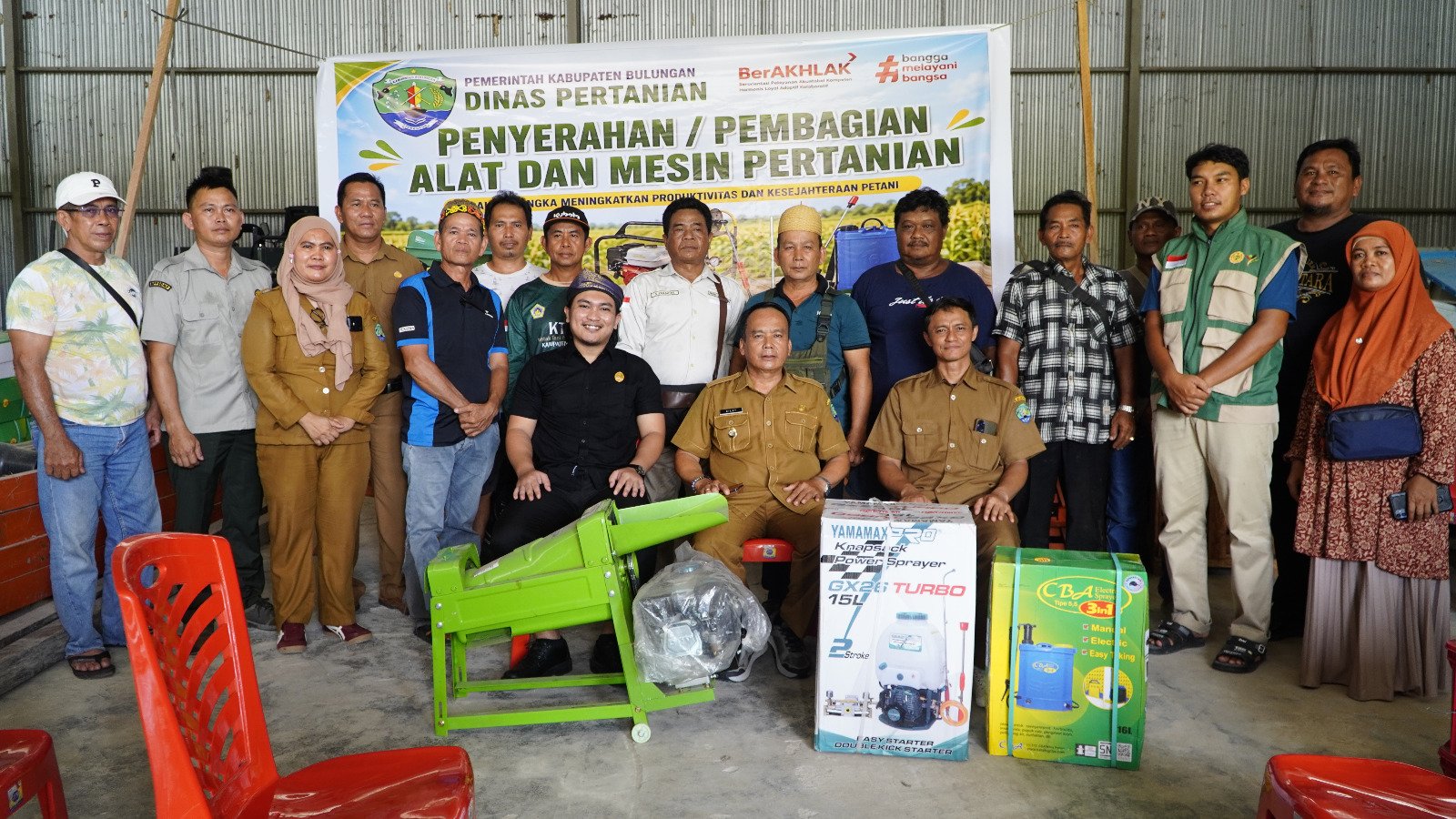 Pemkab Bulungan Salurkan 171 Unit Alsintan ke 12 Kelompok Tani, Wagub Kilat Ingatkan Jangan Dijual