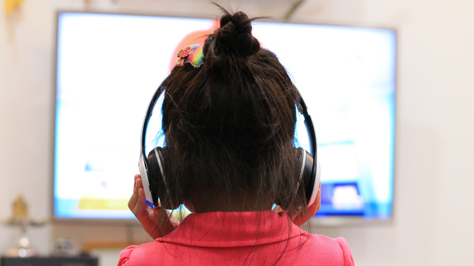 Cara Menambahkan Bluetooth ke TV Tanpa Fitur Bawaan, Cukup Rp 400 Ribuan