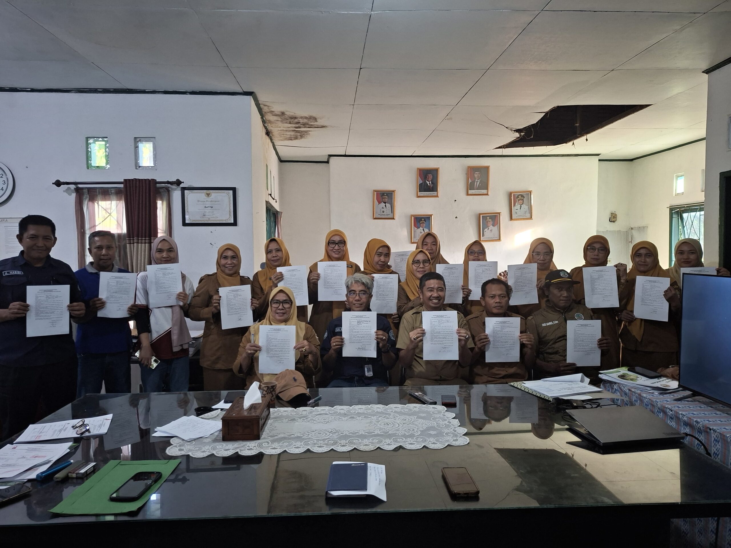 11 Poin Komitmen Kebersihan Ditandatangani ASN DLH Wajo, Sanksi Menanti yang Langgar