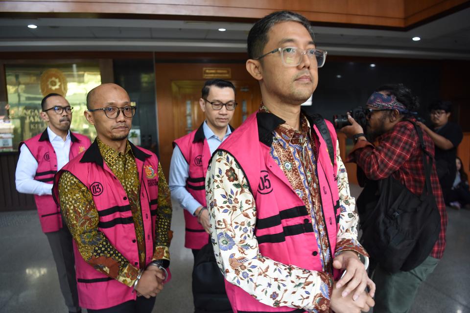Sembilan Hakim Perkara Korupsi Pertamina Dilaporkan ke KY, Kuasa Hukum Soroti Pembatasan Pledoi