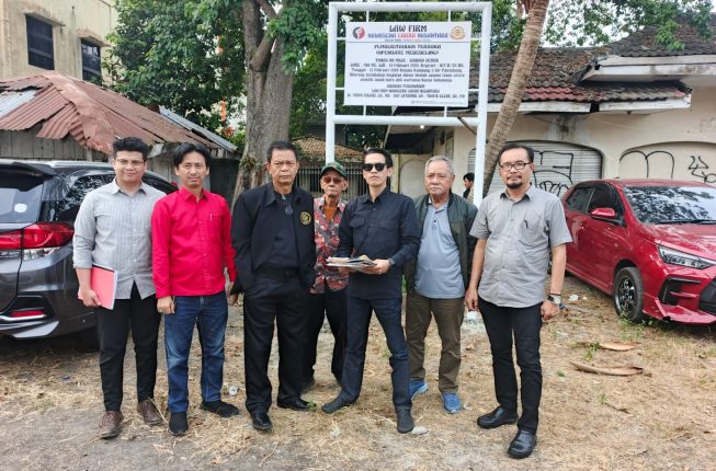 Ahli Waris Saidina Oemar Pasang Plang Klaim Lahan 700 M² di Jalan Veteran Palembang, Bank Sumsel Babel Diminta Klarifikasi