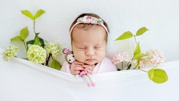 150 Nama Bayi Terinspirasi Sakura untuk Laki-laki dan Perempuan, Lengkap dengan Artinya