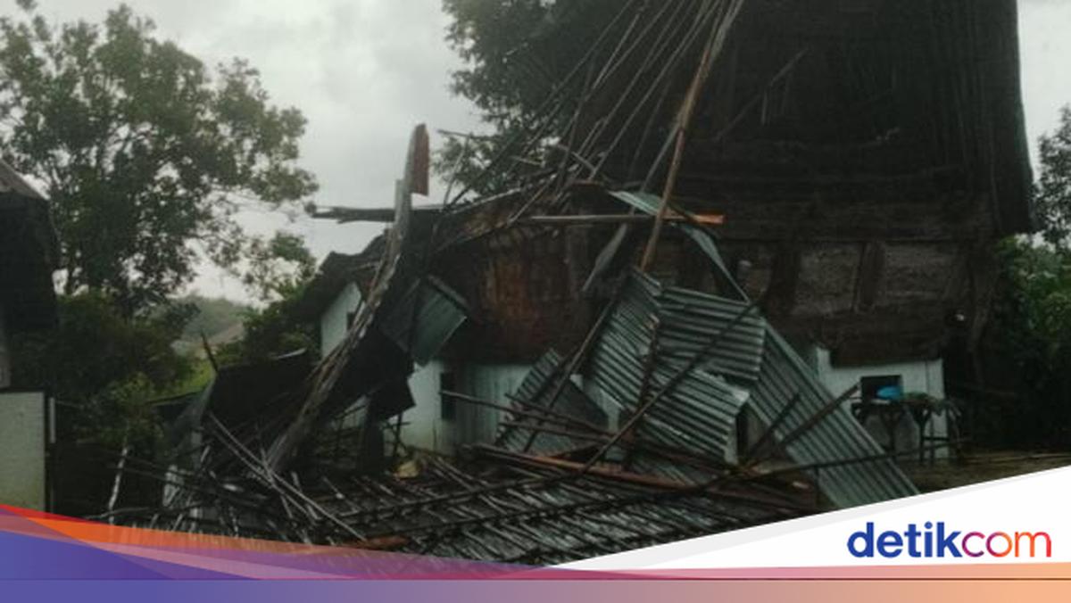 Angin Kencang Terjang Sigumpar Toba, 9 Atap Rumah Warga Rusak dan Sejumlah Pohon Tumbang