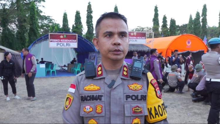 Polres Nagekeo Buka Posko Terpadu untuk Warga Terdampak Gempa NTT, Sediakan Dapur Lapangan hingga Trauma Healing