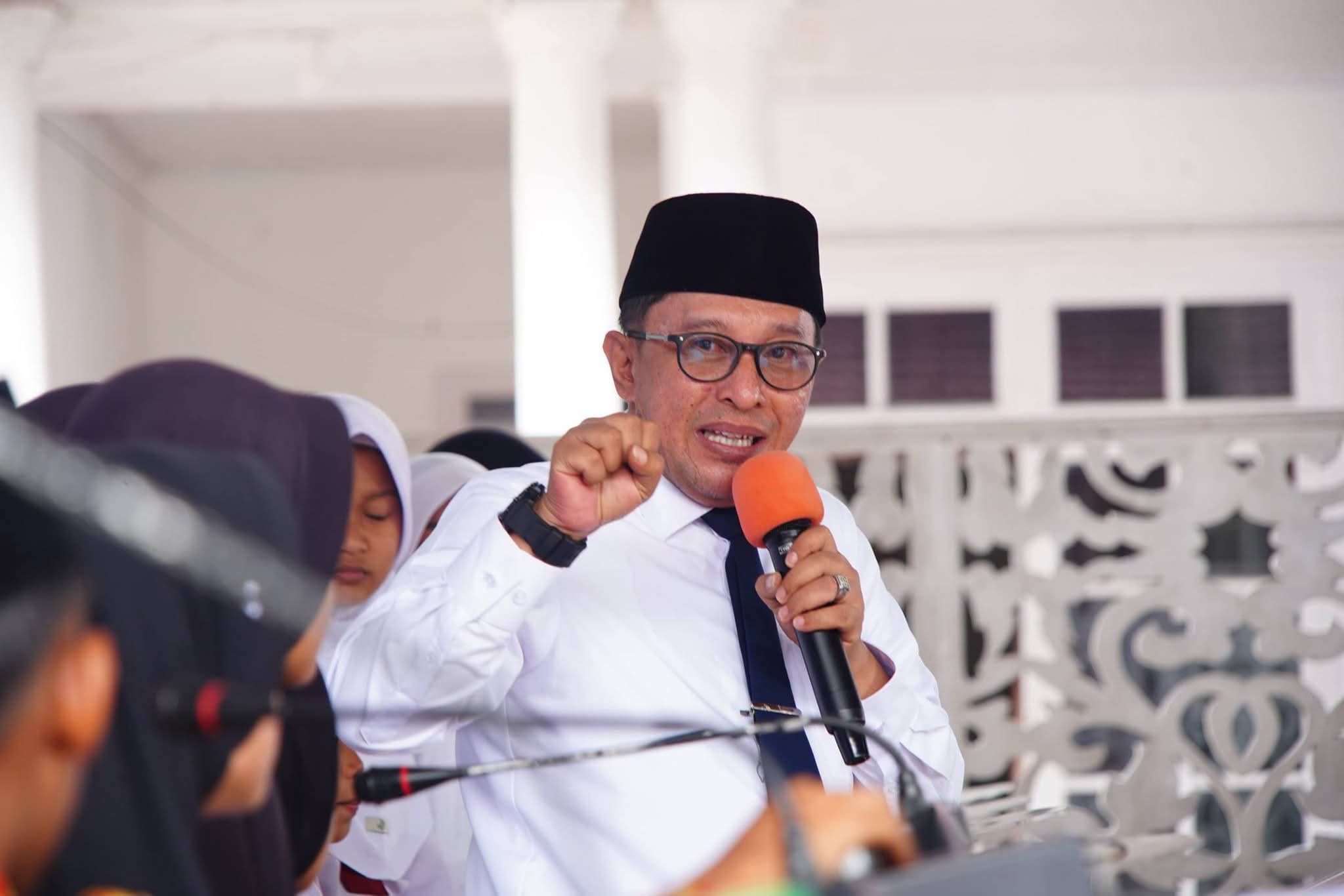 Bupati Tanah Datar Eka Putra Apresiasi Keberanian 100 Peserta Cerdas Quran Padang TV di Batusangkar