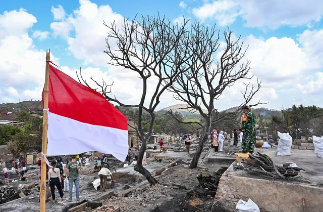 Kebakaran Desa Adat Sade Lombok Tengah Hanguskan 75 Rumah Adat dan 69 Art Shop, Kerugian Capai Rp 34 Miliar