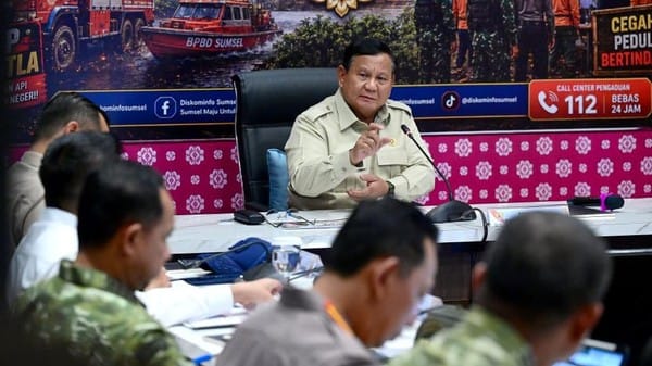 1.000 Perwira TNI-Polri Dikerahkan ke Sumsel untuk Cegah Karhutla, Presiden Prabowo Tekankan Edukasi Warga