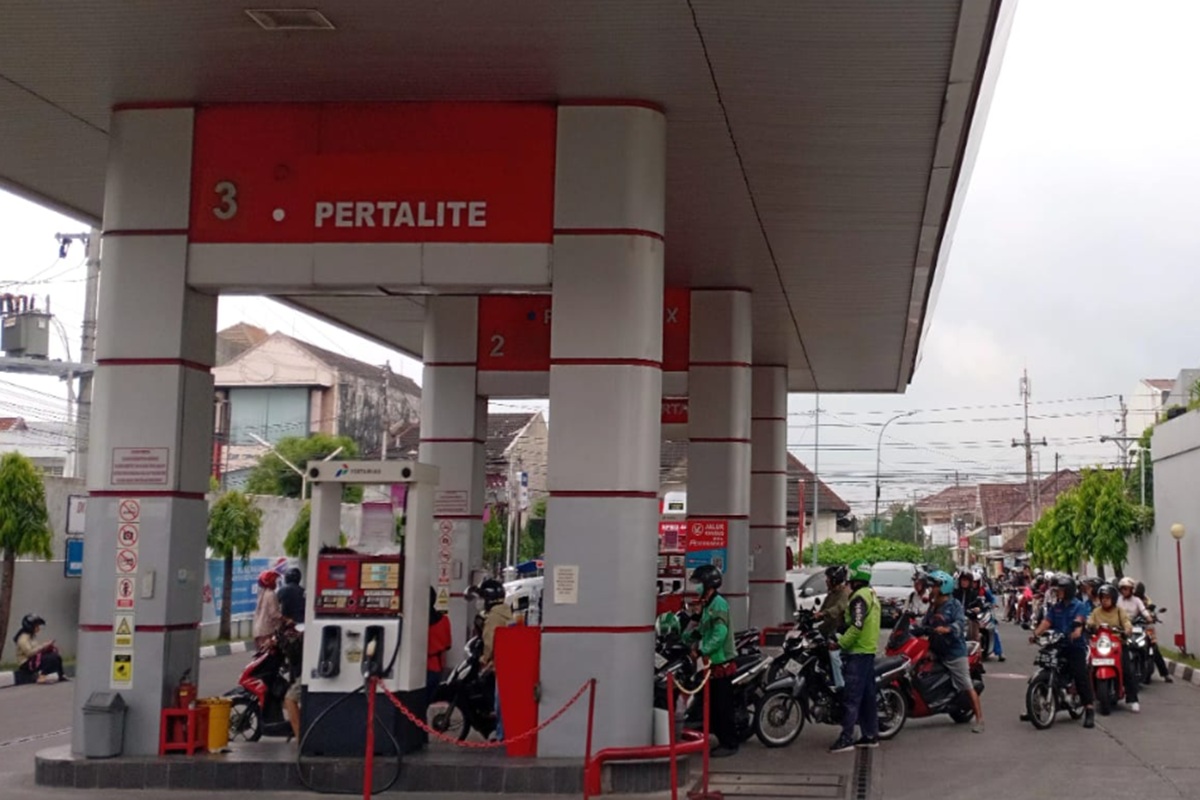 Harga BBM 25 Agustus 2026: Pertamax Turun ke Rp15.950, Solar Shell dan BP Kompak Naik