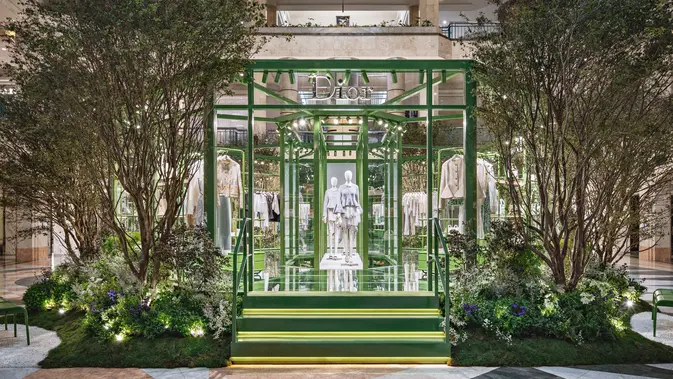 Dior Pop-Up Tuileries Hadir di Plaza Senayan Jakarta, Intip Koleksi Water Lily
